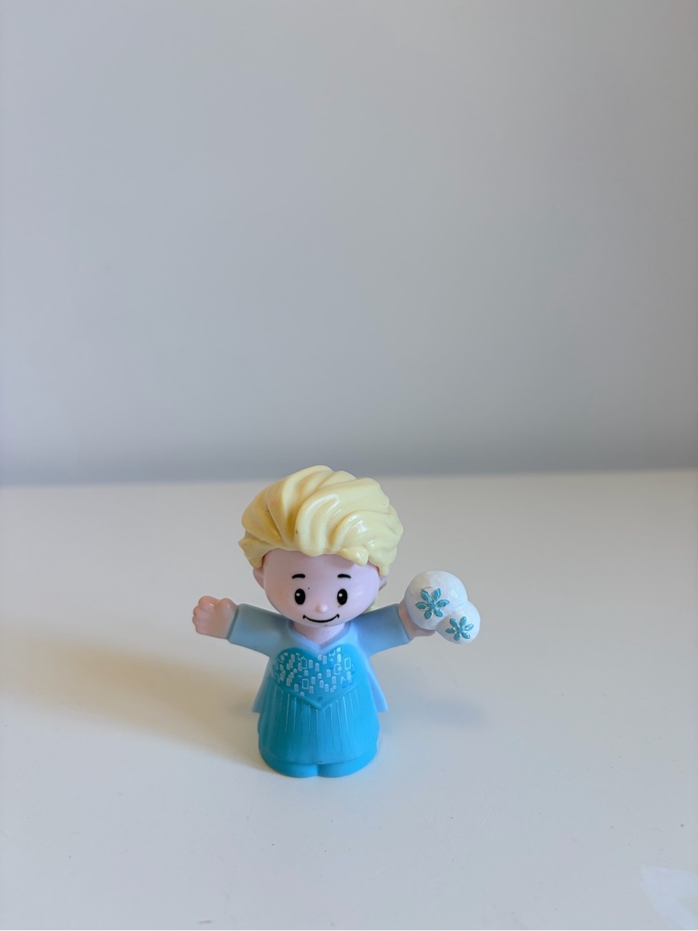 Fisher Price Little People Elsa Figurine